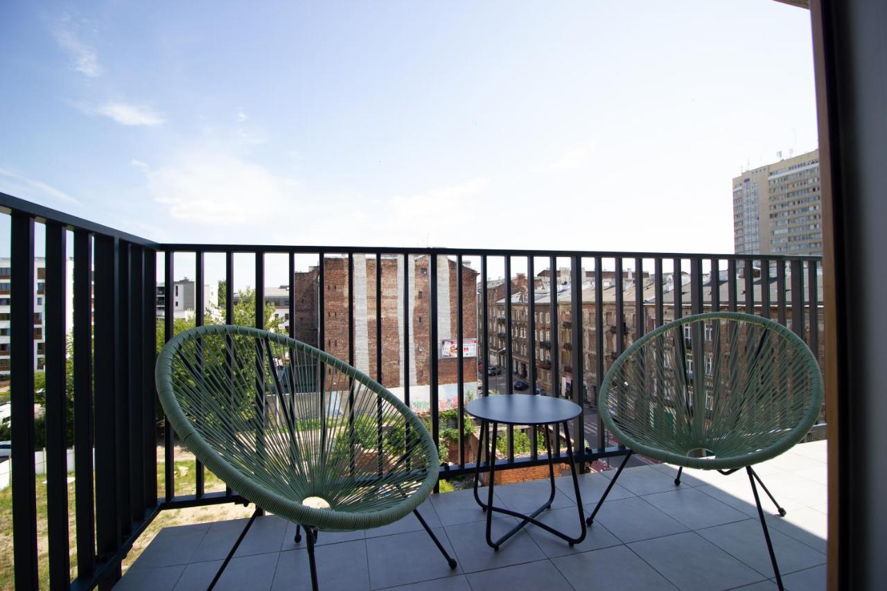 Patio Praga Metro Apartment Варшава Екстер'єр фото